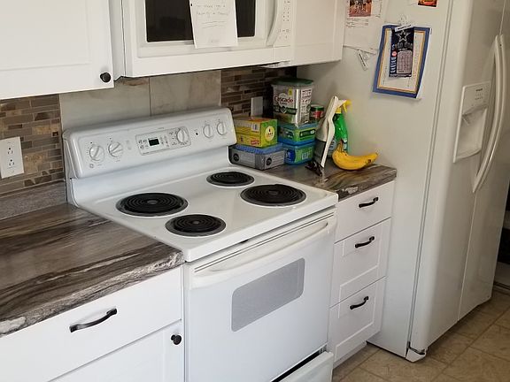 2nd image of 85 E Caldwood Dr APT 20