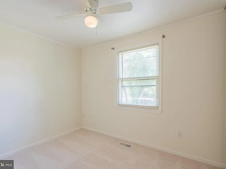 3048 Silent Valley Dr — Photo 27