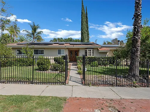 10918 Reseda Blvd Photo 1