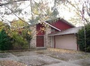 16989 Bob White Cir, Strongsville, OH 44136