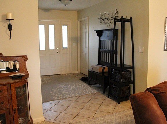 3rd image of 1168 Guinevere Ln