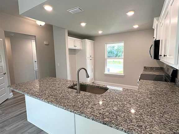 4th image of 8054 Westpointe Ln #10A