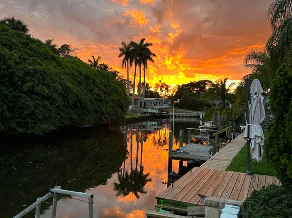 450 SE Robalo Court, Stuart, FL 34996