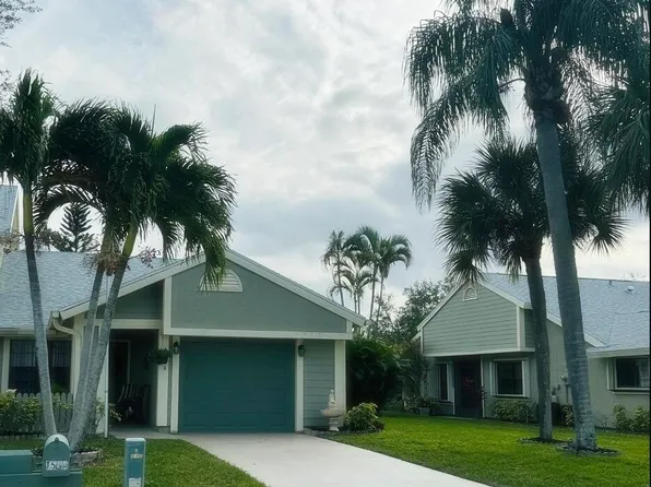 1534 SE Dewberry Court, Port St Lucie, FL 34952