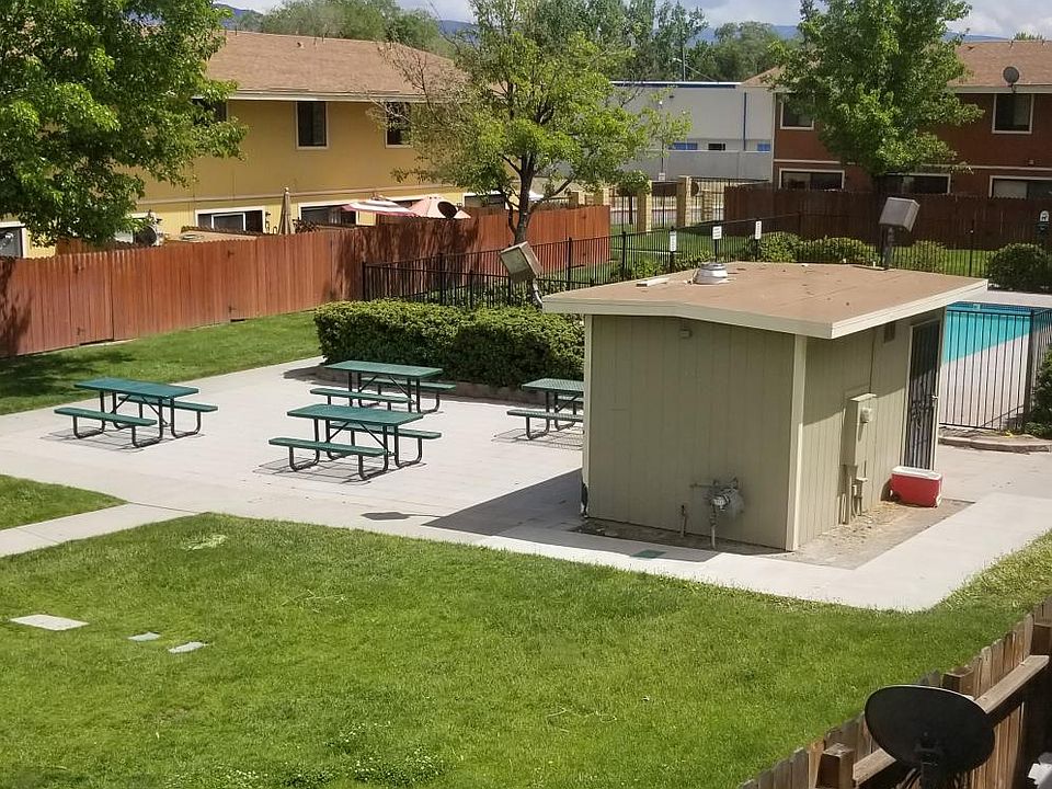 2nd image of 861 Nutmeg Pl