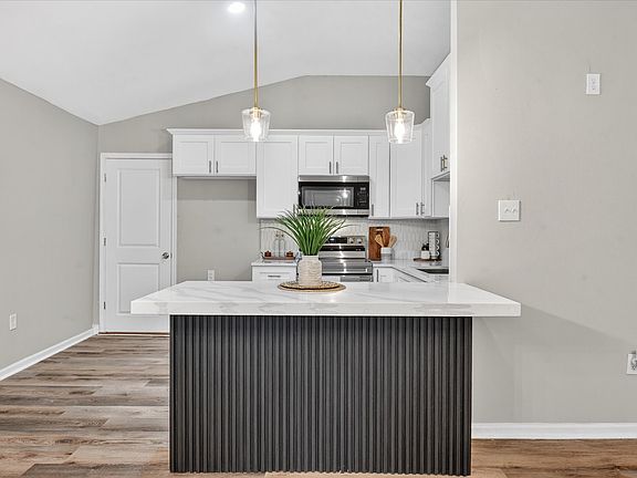 5th image of 538 Pemberton Hill Rd