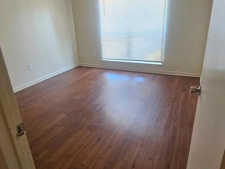 1724 S Brightside View Dr #G — Photo 3
