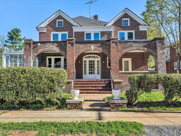 2329 Delaware Ave NW, Roanoke, VA 24017