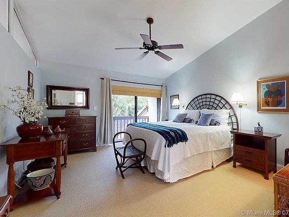 3rd image of 9323 NW 48th Doral Ter #0