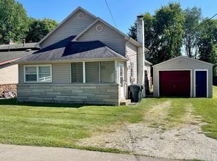 8209 W Weller St, Yorktown, IN 47396
