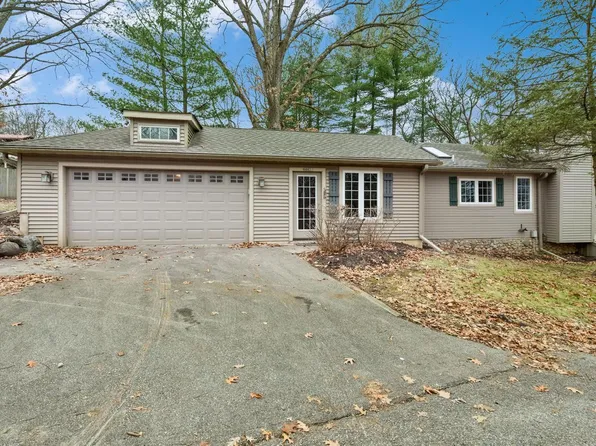 N6631 Fir ROAD, Delavan, WI 53115