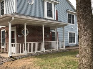 7451 110th St W, Bloomington, MN 55438