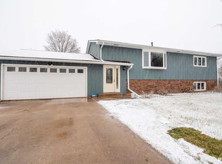 2927 117th Ave W, Milan, IL