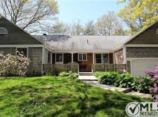 120 Holly Point Rd, Centerville, MA 02632