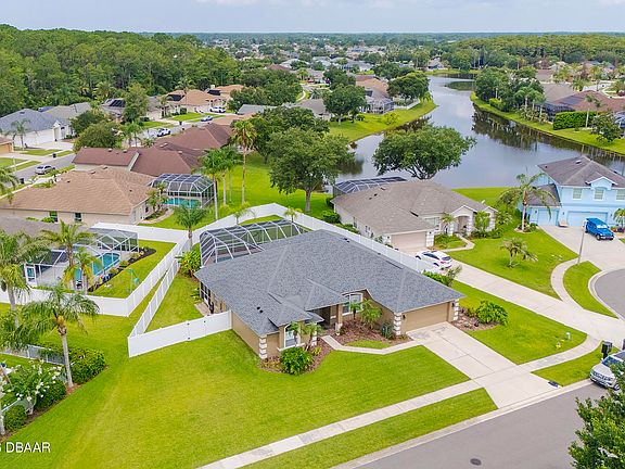 3rd image of 6716 Duckhorn Ct