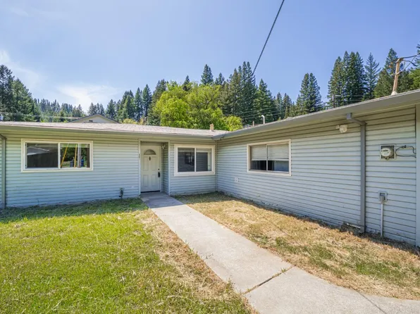 190 Moon Dr, Boulder Creek, CA 95006