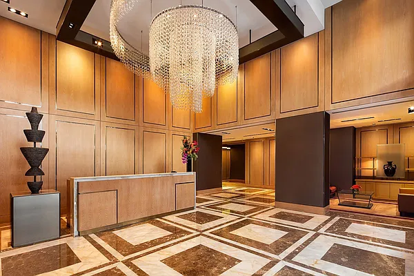 Rented by Compass | media 7