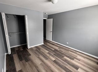 139 N Park Blvd APT H, Streamwood, IL 60107
