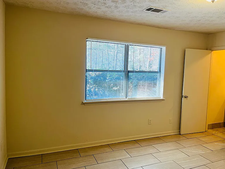 4120 Midway Rd — Photo 10