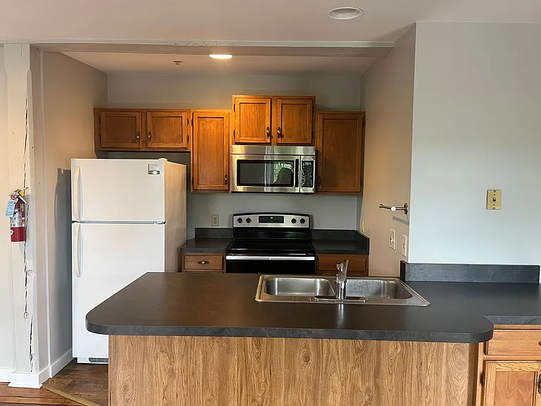 Welcome to Rosenwald Apartments - From Studios to 2 bedrooms Located in Downtown Lancaster! — Photo 14