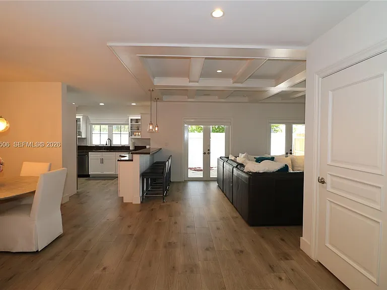 7961 SW 110th Ter — Photo 8