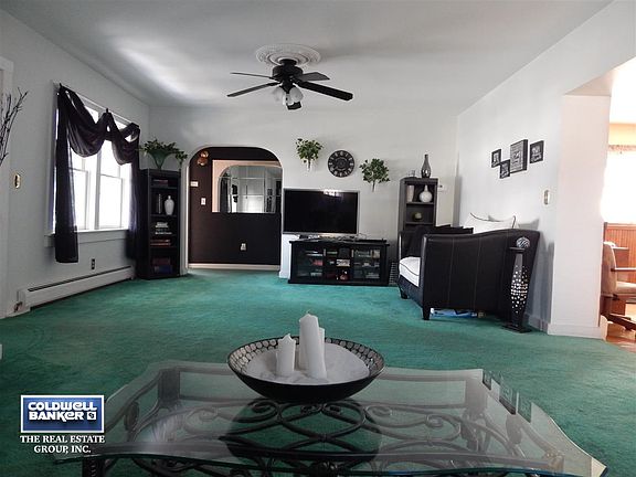 Spacious Living Room