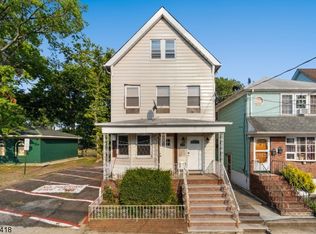 718 N 5th St, Harrison, NJ 07029