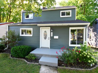 520 E Kalama Ave, Madison Heights, MI, 48071