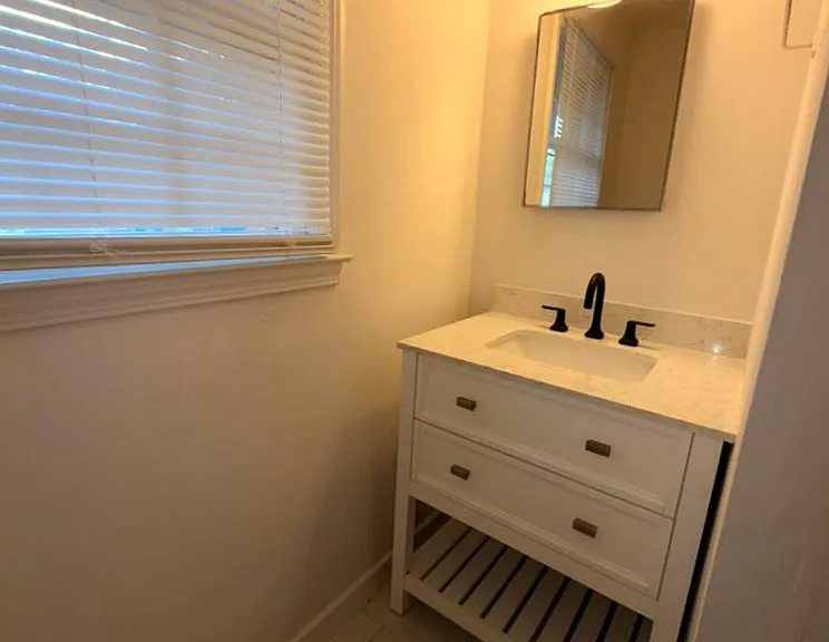 908 Woodale Cir — Photo 14