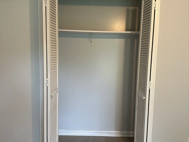 4304 Riverside Dr — Photo 11