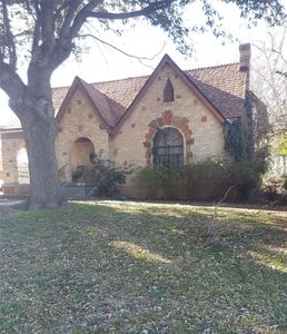1835 Cedar Crest Blvd, Dallas, TX, 75203