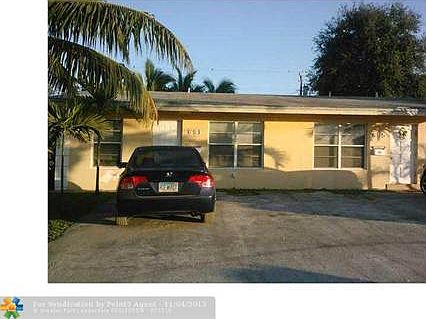 1st image of 691 NE 46th Ct