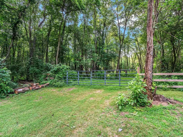 4314 E Bristol St, Elkhart, IN 46514