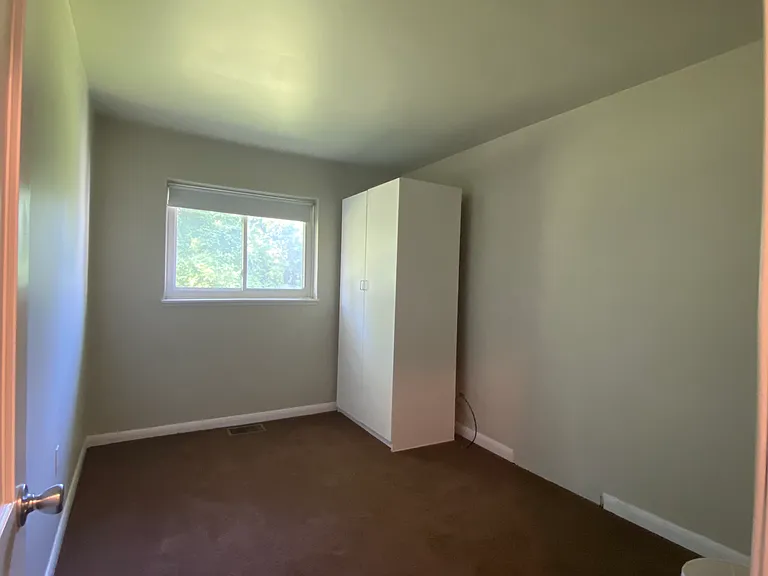 403 Cornell Rd — Photo 6