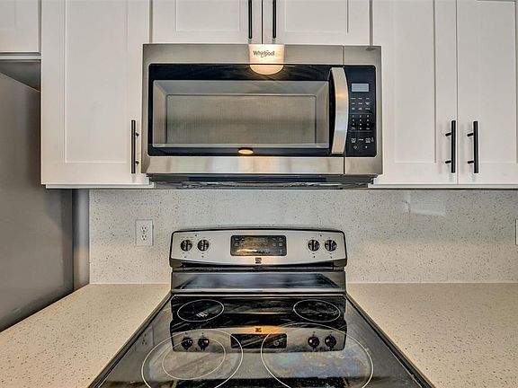 5th image of 4914 OAKSHIRE DRIVE