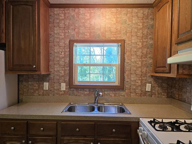107 Rayewood Dr — Photo 20