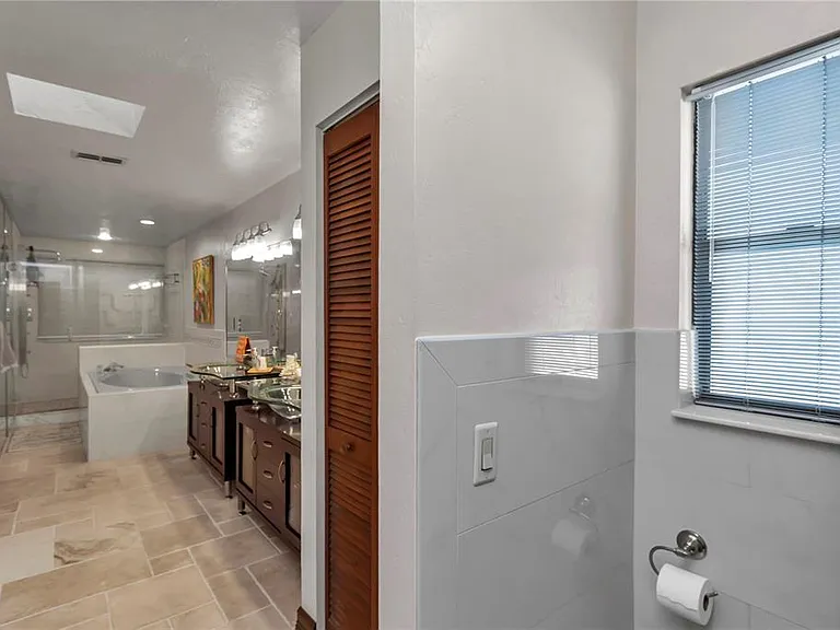 1542 SE Pinwheel Dr — Photo 25