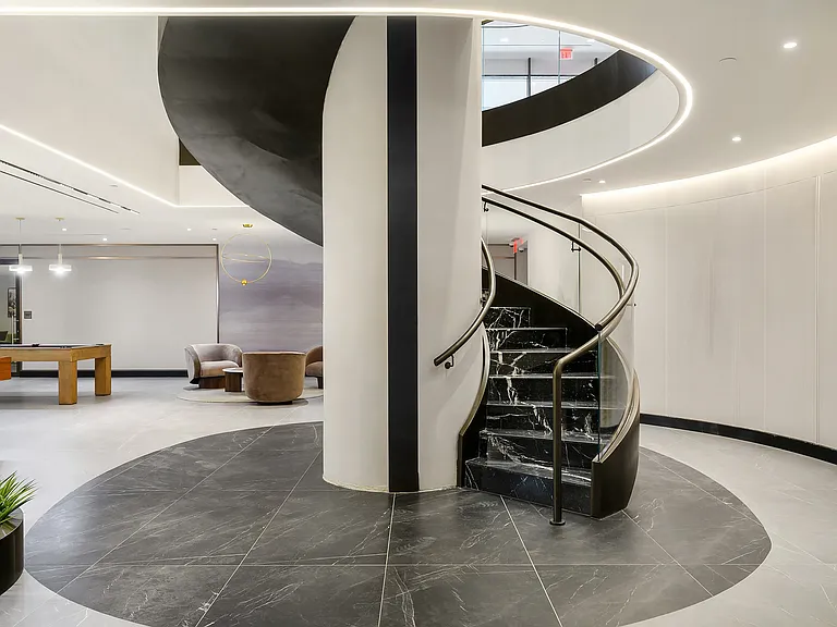 20 Rockwell Pl #2103 — Photo 32