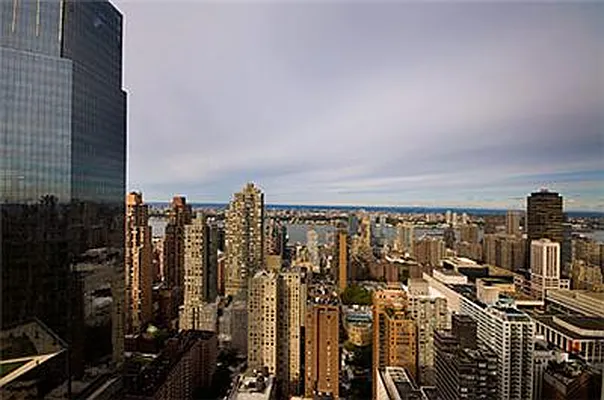 Sold by Trump International Realty | media 10