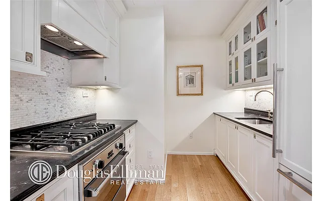 Sold by Douglas Elliman | media 28