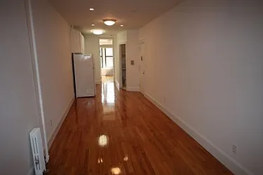 Rented by Metropolitan Realty
