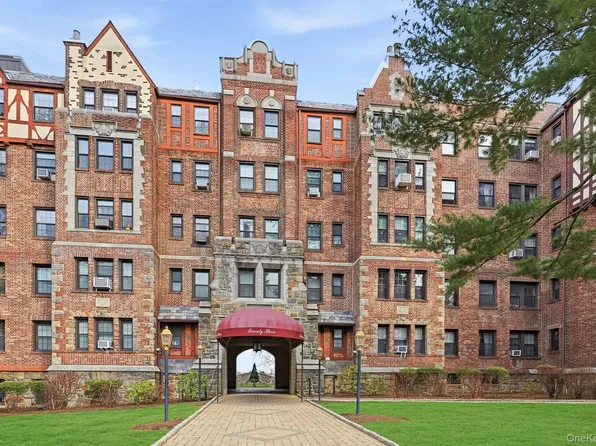 23 Old Mamaroneck Rd #3L, White Plains, NY 10605