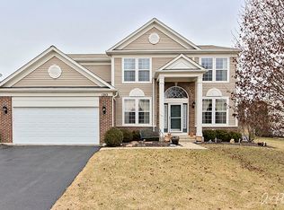 1203 Goldfinch Ln, Antioch, IL 60002