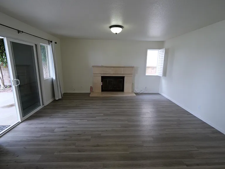 25051 Amberwood — Photo 14