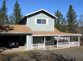 590 Leafwood Dr, Eagle Point, OR