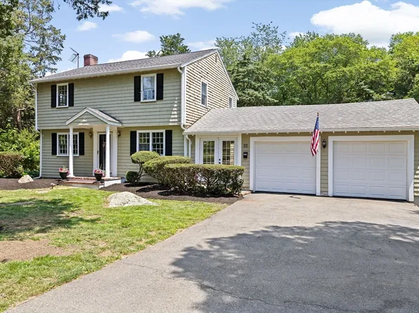 32 Gannett Pasture Ln, Scituate, MA 02066