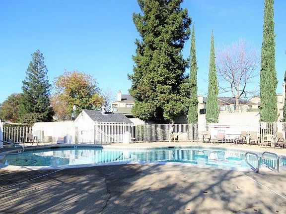 4th image of 7405 Auburn Oaks Ct APT G