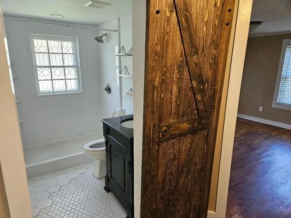 406 Isom St, Lancaster, SC 29720