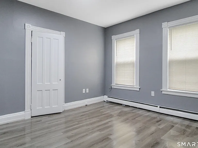 32 Lenox St — Photo 10