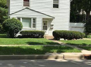 604 W John St APT 1, Champaign, IL